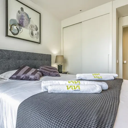 Vivi Homes - Lady Pool, Garden, Patio &