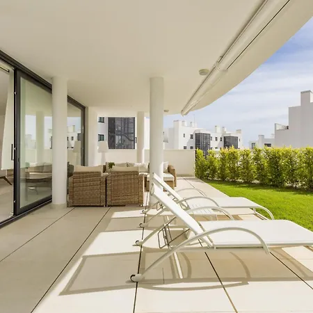 Apartment Vivi Homes - Lady Pool, Garden, Patio & Fuengirola